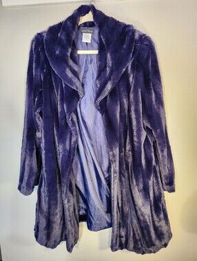 Slinky Brand Plush Faux Fur Teddy/mink Jacket in Blue